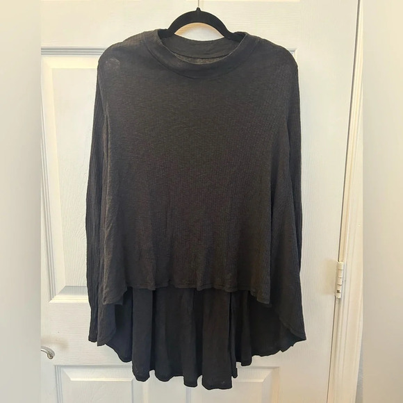 Lululemon Rare Black Ribbed Tunic Long Sleeve Top Longer in Back Size M - Picture 1 of 3